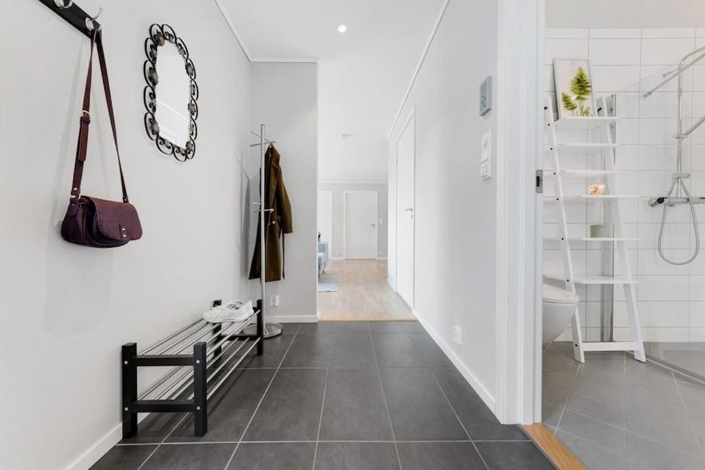 Stor Og Moderne Leilighet I Indre Arna Bergen Gratis Parkering!! Exterior foto